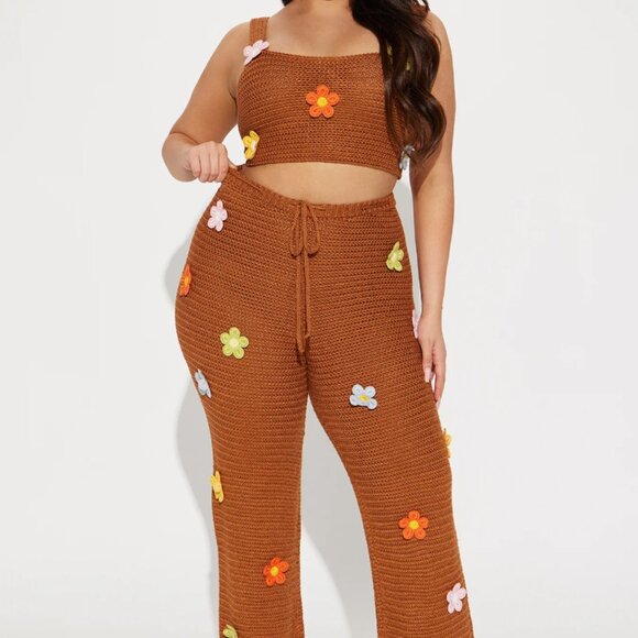 Floral Fields Crochet Pant Set - Mocha - Picture 5 of 5
